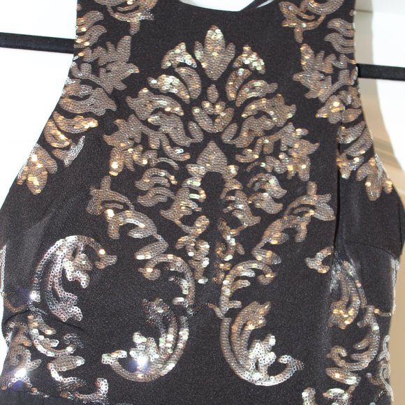 B Darlin Black Silver cocktail dress - Picture 2 of 4